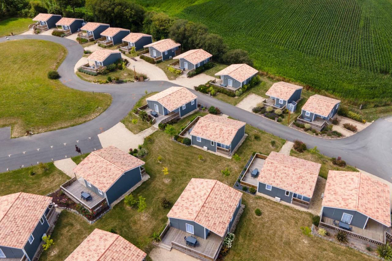 Отель Domaine Melusine - A 2Km Du Puy Dufou France ! Лез-Эпес Экстерьер фото